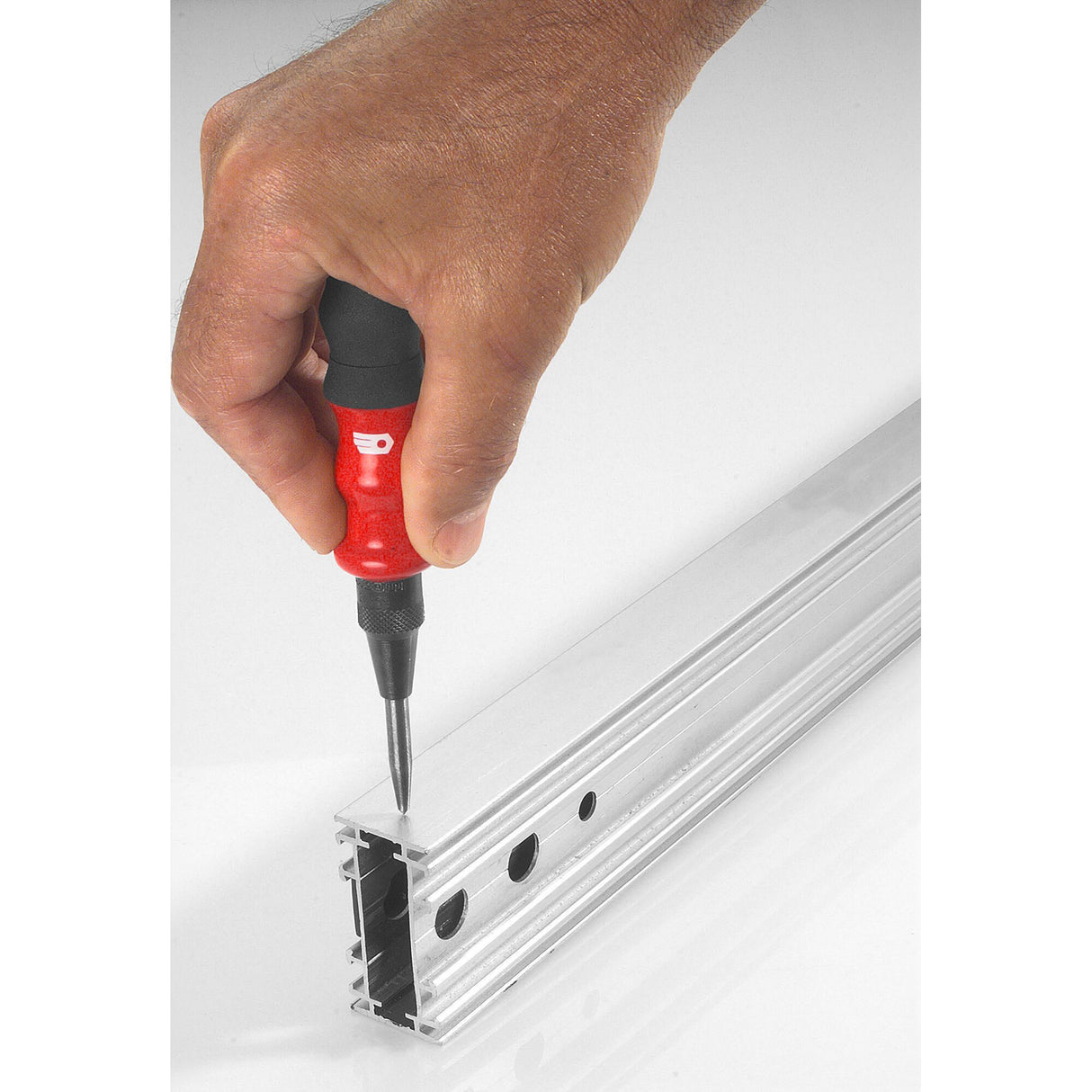 257.G - Sheathed automatic centre punch