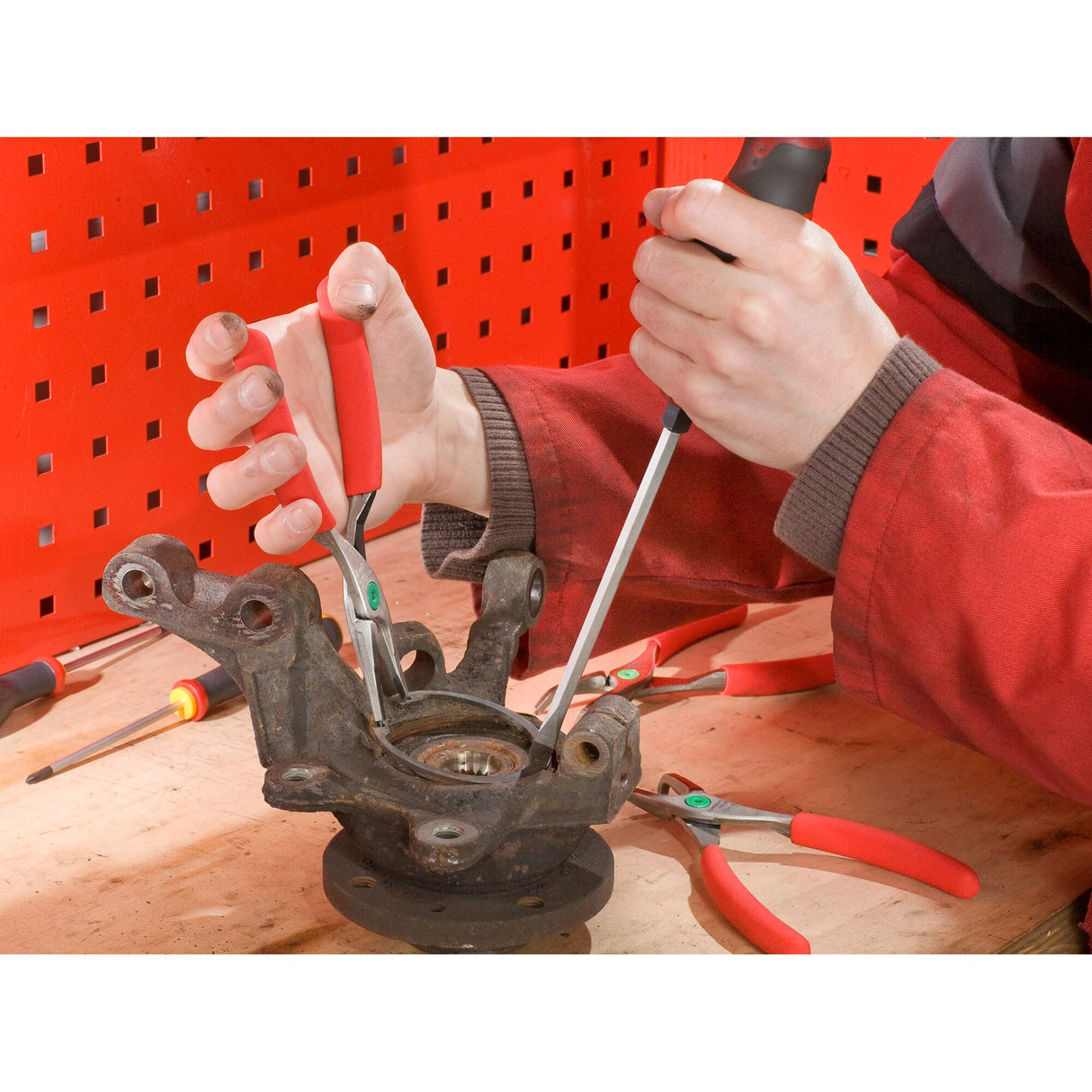 179A - Straight Nose Inside Circlips® Pliers