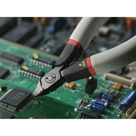 Diagonal Nose Cutting Pliers for DIP - CMS Components ESD