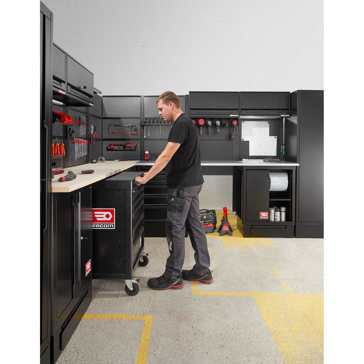 6-Drawer Undertop Roller Cabinet